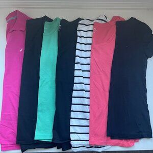 Women’s Short Sleeved Tee Bundle Size Small